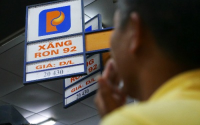 Giá xăng tiếp tục tăng 1.200 đồng
