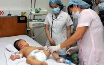 Nắng nóng bất thường: Dễ nhầm lẫn viêm não với các bệnh khác