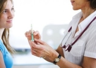 Lợi ích của việc tiêm vaccine uốn ván cho các em gái