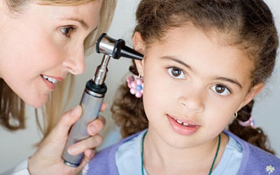 Thuốc đột quỵ điều trị hiệu quả viêm tai giữa ở trẻ 