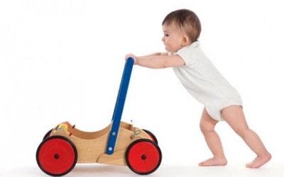 Những bí kíp giúp bé học đi nhanh