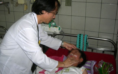 Nhiều trẻ viêm màng não nhập viện