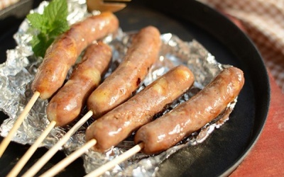 Xúc xích ngon ngày hè