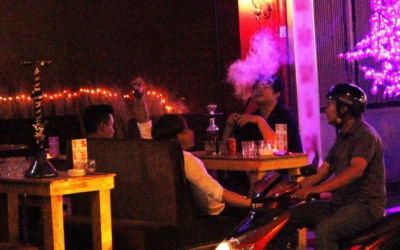 Đừng đùa với shisha: Hút vào độc hơn cả thuốc lá