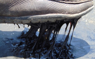 Đường ở Hà Tĩnh chảy nhựa vì nắng nóng