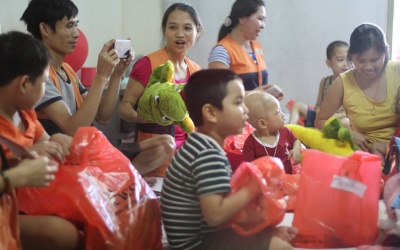 Pico: Trao nụ cười cho bệnh nhi ung thư