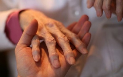 Nghiên cứu mới trong điều trị viêm khớp dạng thấp