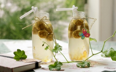 Sấu ngâm đường: Món quà mùa hè của mẹ