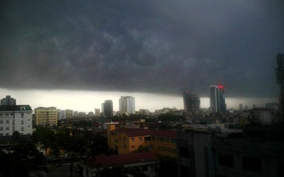 Hà Nội tiếp tục mưa giông