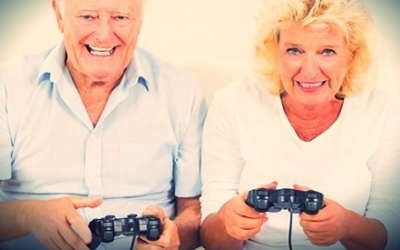 Chơi game giúp trị trầm cảm và tăng cường trí nhớ ở người già