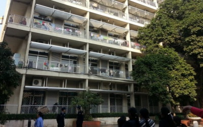 Ung thư phổi giai đoạn cuối, bệnh nhân nhảy lầu tự tử tại BV Bạch Mai