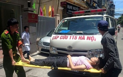 Dựng xe trên cầu Chương Dương rồi lao mình xuống sông