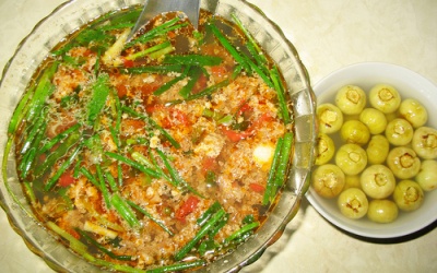 Bổ dưỡng ngày hè với canh cua nấu chua