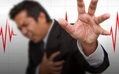 Infographic: Những dấu hiệu cảnh báo cơn đau tim