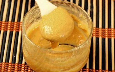 Mùa hè nóng bức đừng quên mặt nạ bột đậu xanh