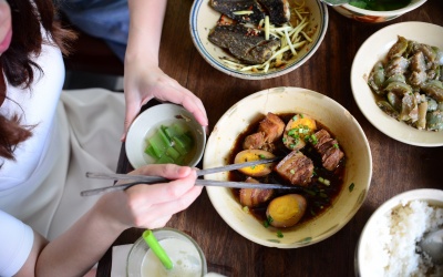 Tẩy chay dầu mỡ là không đúng với dinh dưỡng y khoa