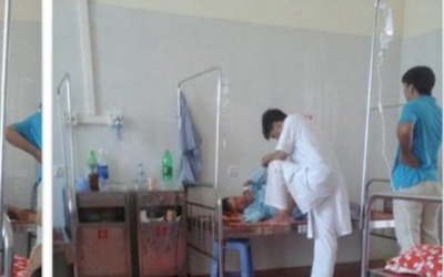 Vụ bác sỹ giẫm chân lên giường bệnh: Bộ Y tế vào cuộc