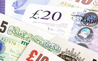 Mắc bệnh tình dục vì... đếm tiền quên rửa tay