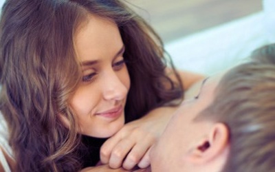 Má đỏ ửng trước ngày 'đèn đỏ' hấp dẫn nam giới