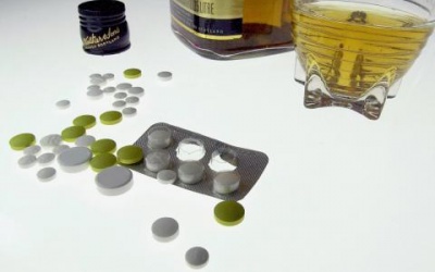 Uống thuốc với rượu - Hiểm họa khôn lường!