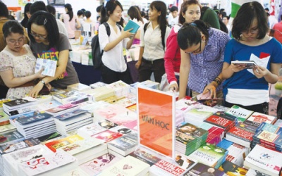 Sự thật gây “sốc” về những “kẻ nghiện ngôn tình”