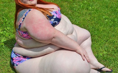 Người phụ nữ gần 200kg tự tin khoe dáng với bikini gợi cảm