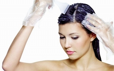 Thuốc xịt, gội 6 tháng tóc đen suốt 3 năm: Quá hoang đường!
