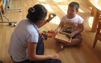 Khuyết tật trí tuệ ở trẻ: Đừng vội nản lòng