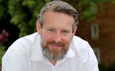 Kiếm bộn tiền nhờ giúp phụ nữ 'lên đỉnh'