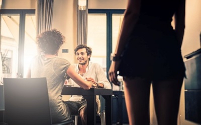 Chồng làm mất nhẫn cưới vì tháo ra mỗi lần... gặp bồ