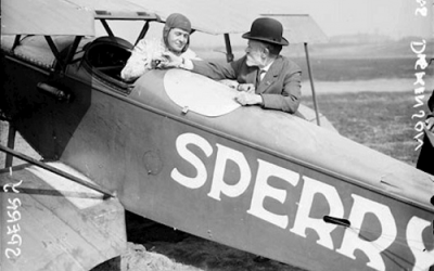 Những tiết lộ hiếm hoi về chuyện 'mây mưa' trên máy bay