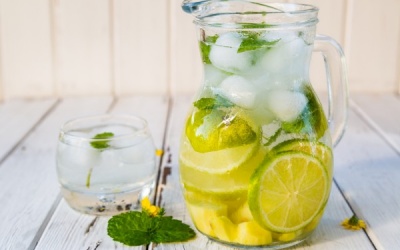 Video: Hướng dẫn tự làm đồ uống giải độc cơ thể tại nhà