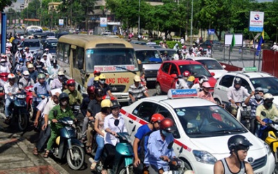 Mỗi năm dân số Hà Nội tăng bằng một huyện lớn