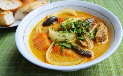 Cà ri vịt chay cho ngày thanh nhẹ