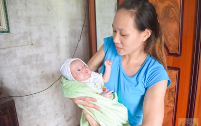 Kỳ diệu sự sống bé gái sinh non 600gr