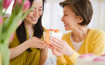 Món quà ý nghĩa tặng cha mẹ mùa Vu Lan