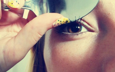 Những mẹo đơn giản để có đôi lông mi dài và cong