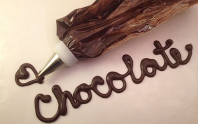 Chocolate giúp giảm run tay chân do bệnh Parkinson