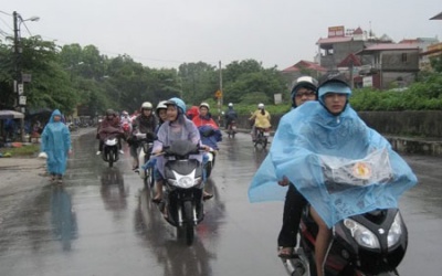 Dự báo thời tiết ngày 12/8: Bắc Bộ oi nóng, Nam Bộ mưa dông