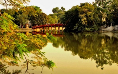 Hà Nội nóng 36 độ C dù đã sang Thu