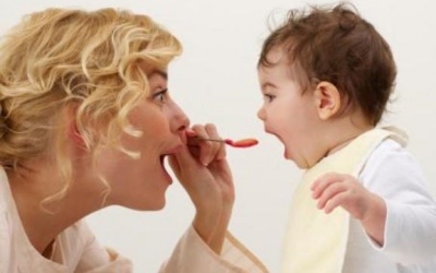 Chế độ ăn chóng lớn cho trẻ 7 - 9 tháng tuổi