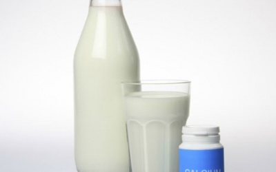 Bổ sung calci dạng lỏng hay dạng viên nén thì tốt hơn?