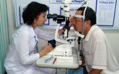 Chế độ ăn uống cho người bệnh đục thủy tinh thể