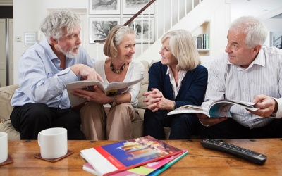 Đi chơi nhiều để chống lại Alzheimer