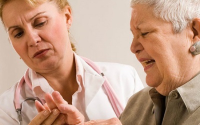 6 thực phẩm cần tránh khi bị viêm khớp dạng thấp