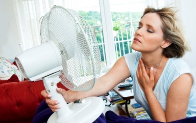 Bị bốc hỏa khó chịu phải ăn gì cho mát?