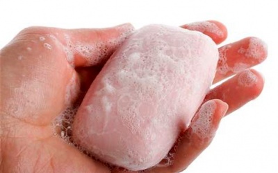 Xà bông diệt khuẩn không khác xà bông thường!