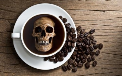 Caffeine ảnh hưởng đến sức khỏe như thế nào?