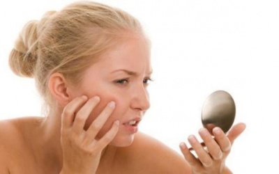 Đối phó với mồ hôi dầu như thế nào?