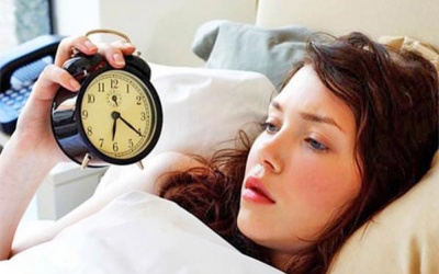 Mãn kinh mất ngủ, đêm dài lê thê vì sao?